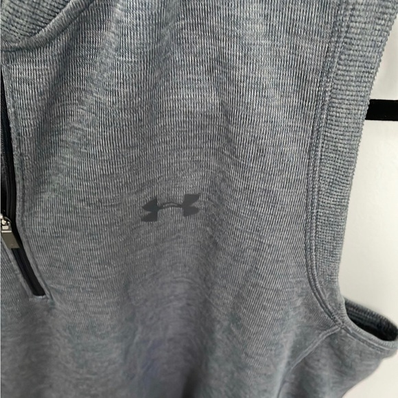Mens Under Armour Coldgear Loose Zipped Vest Size large dark grey - Picture 4 of 8